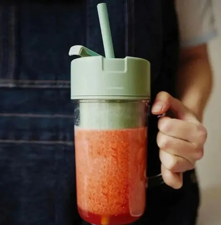Professional Mini Juicer – Portable Blender & Smoothie Maker with Built-In Straw